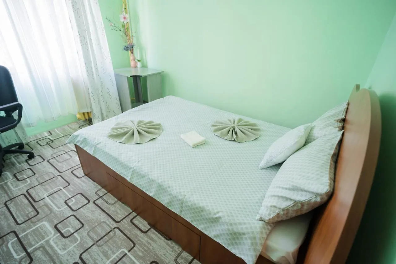 Rustic & Spacious 3Br Apartment ブカレスト